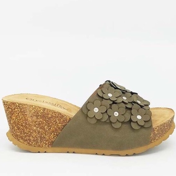 Last 1! Olive 3D Floral Comfort Platform WEDGE 5.5 - Picture 5 of 6